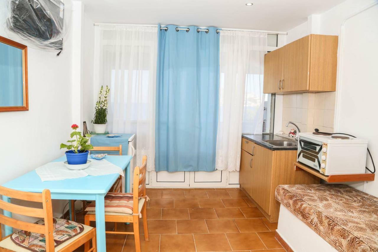 Tony'S Rooms Алінда Екстер'єр фото